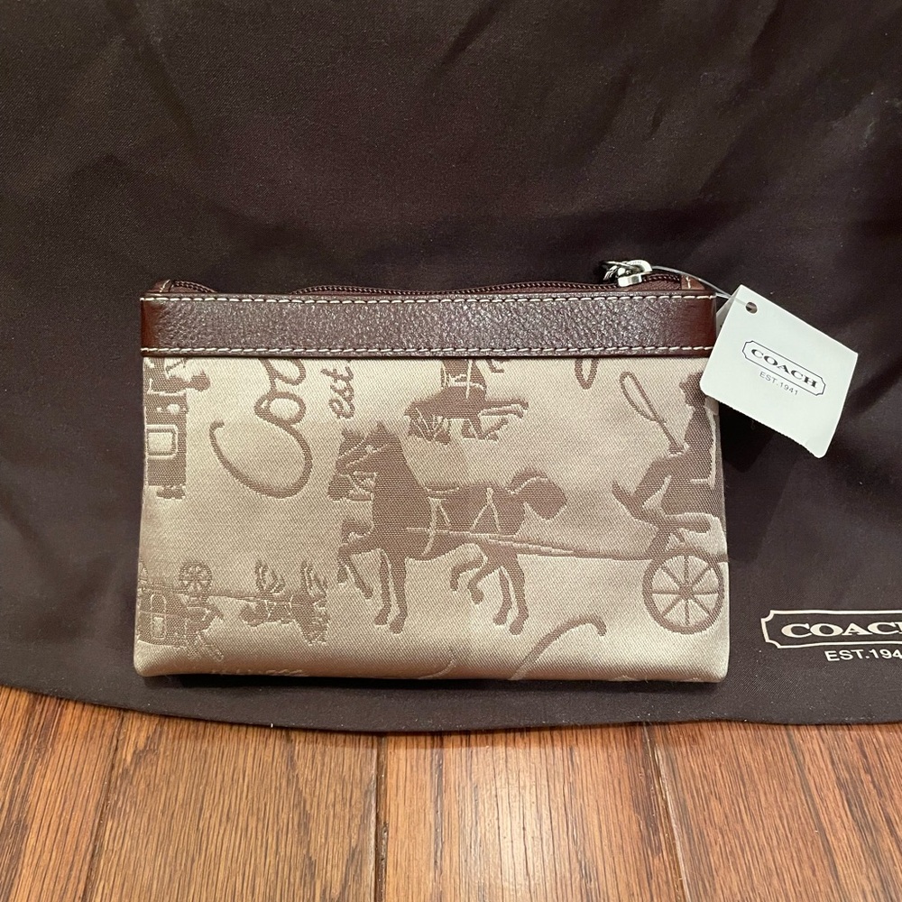 Coach wristlet (medium) - Picture 2 of 2